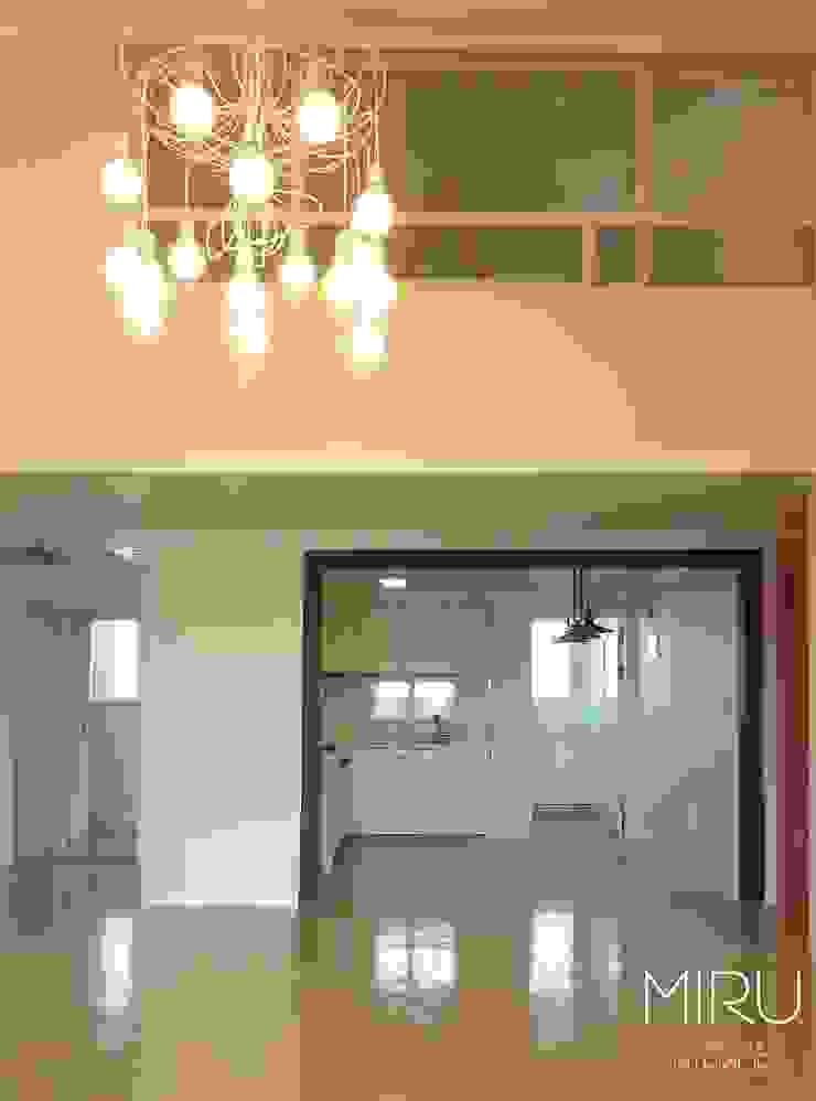 미루디자인 Гостиная в стиле модерн