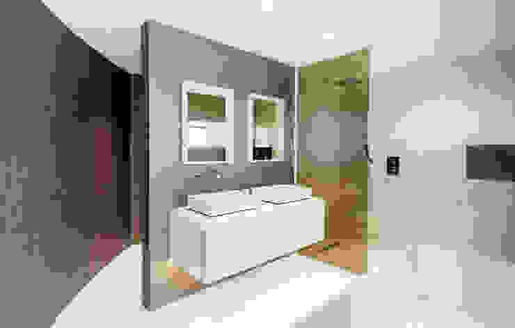 En-Suite homify Moderne Badezimmer