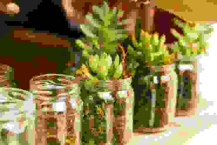 Luiza Soares - Paisagismo Rustic style garden Glass