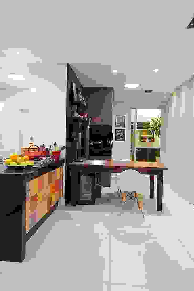 ANDRÉ PACHECO ARQUITETURA Kitchen