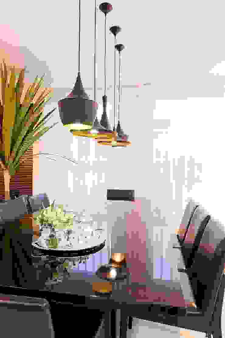 ANDRÉ PACHECO ARQUITETURA Modern dining room