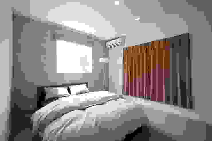 Modern style bedroom by zuiun建築設計事務所 ／ 株式会社 ZUIUN Modern