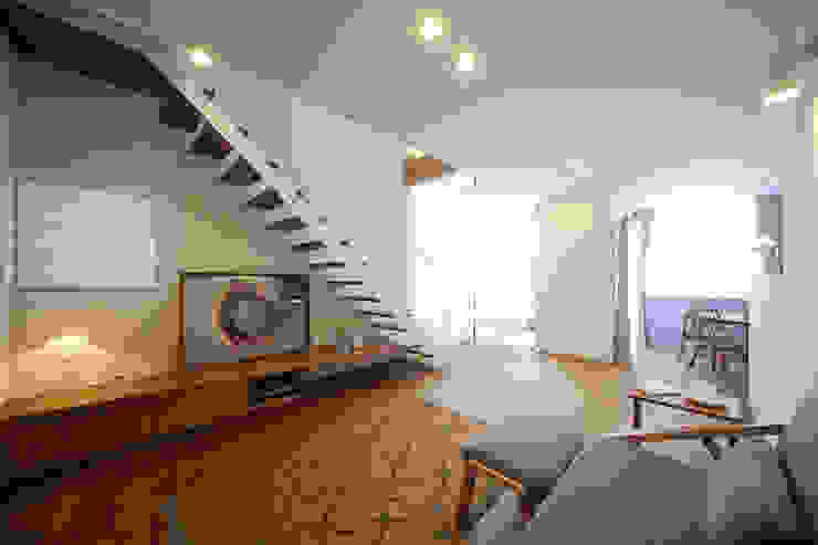 インテリアと暮らしの素敵な関係 お洒落でモダンな白い家 Homify