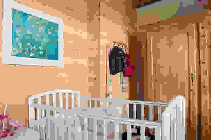RECUPERO RUDERE CAMPESTRE, RI-NOVO RI-NOVO Nursery/kid’s room Beds & cribs