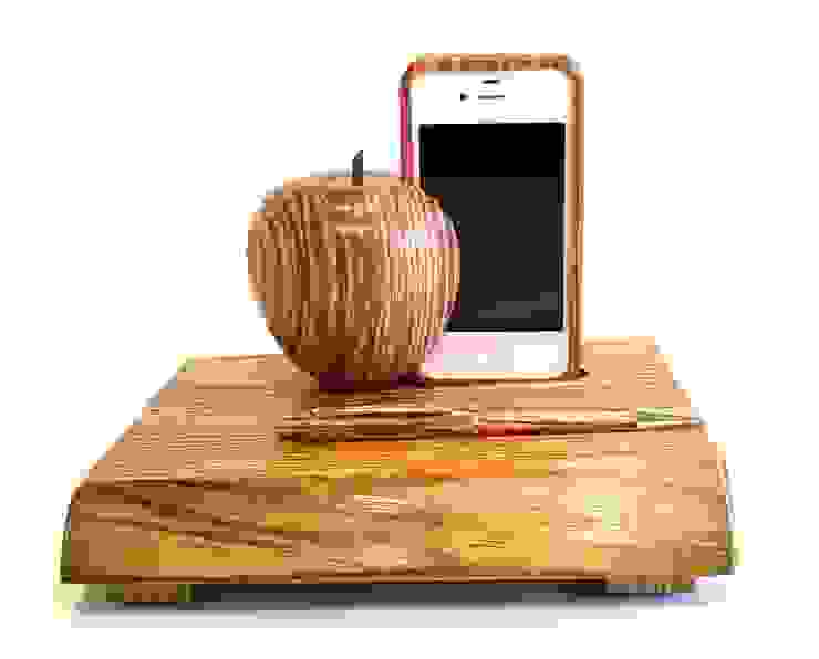 Dockingstation Holz Fur Apple Iphone 4 4s Ladestation Aus Zebrano Wood Inkl Case Homify