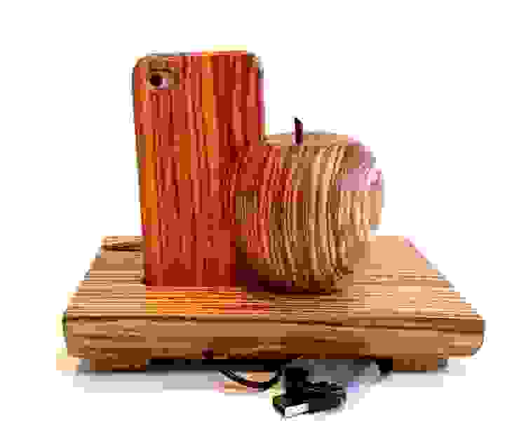 Dockingstation Holz Fur Apple Iphone 4 4s Ladestation Aus Zebrano Wood Inkl Case Homify
