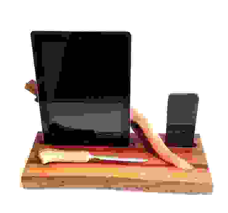 Dockingstation Holz Fur Apple Iphone 5 5s U Ipad 2 Ladestation Aus Apple Manzanita Wood Homify