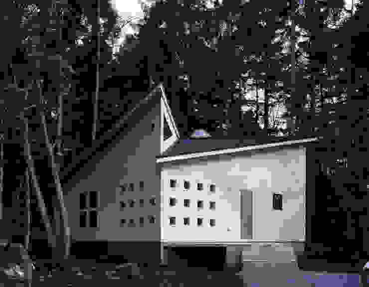 加藤將己/将建築設計事務所 Nowoczesne domy