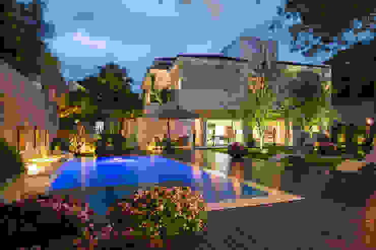 Rousseau Arquitectos منازل