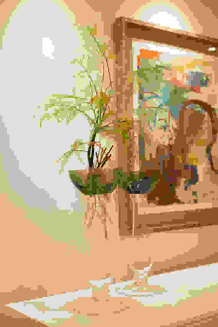 Salas de estar ecléticas por Passo3 Arquitetura Eclético