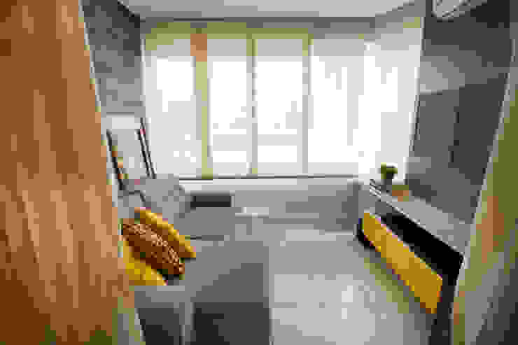 Salas multimédia ecléticas por Passo3 Arquitetura Eclético