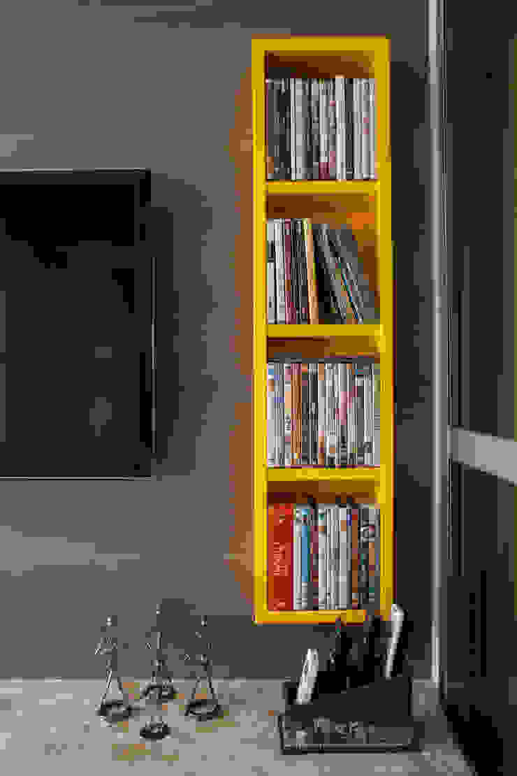 Salas multimédia ecléticas por Passo3 Arquitetura Eclético