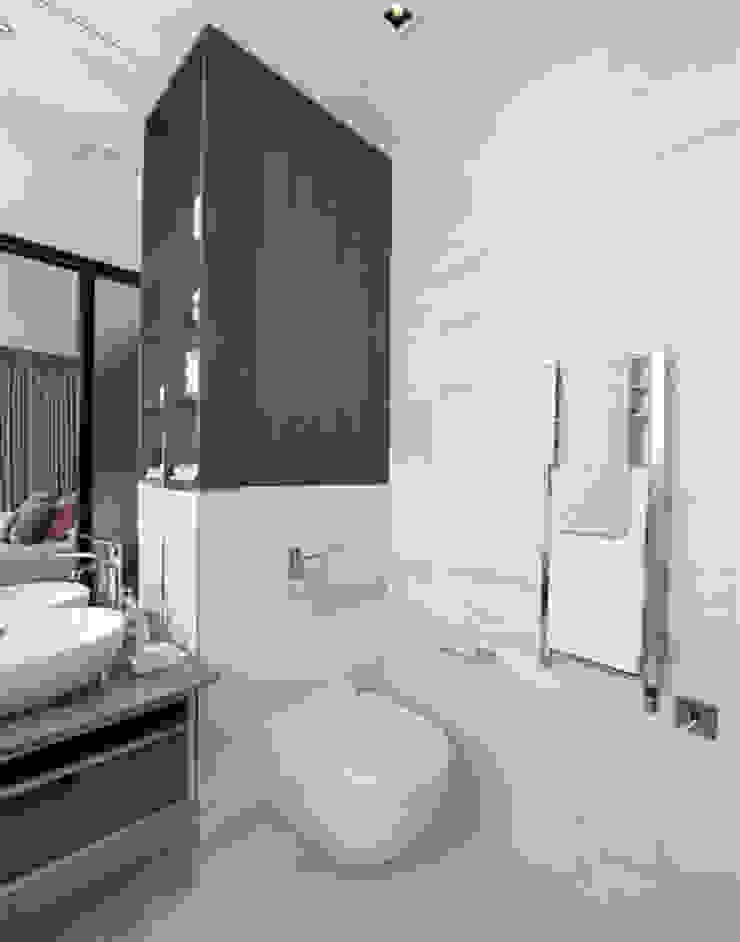 Roman House Penthouse The Manser Practice Architects + Designers Modern bathroom