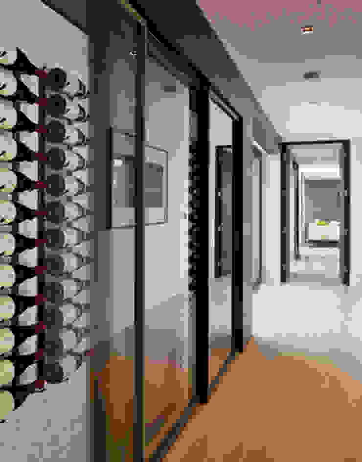 Roman House Penthouse The Manser Practice Architects + Designers Modern Corridor, Hallway and Staircase