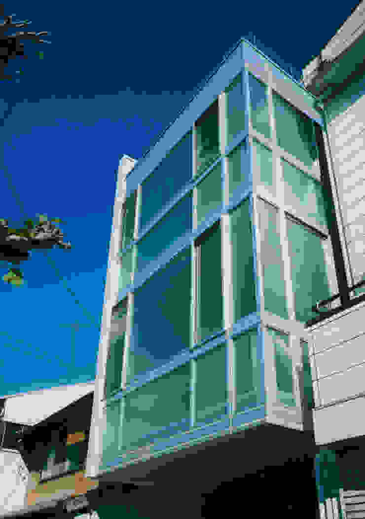 原 空間工作所 HARA Urban Space Factory Modern Houses Glass Metallic/Silver