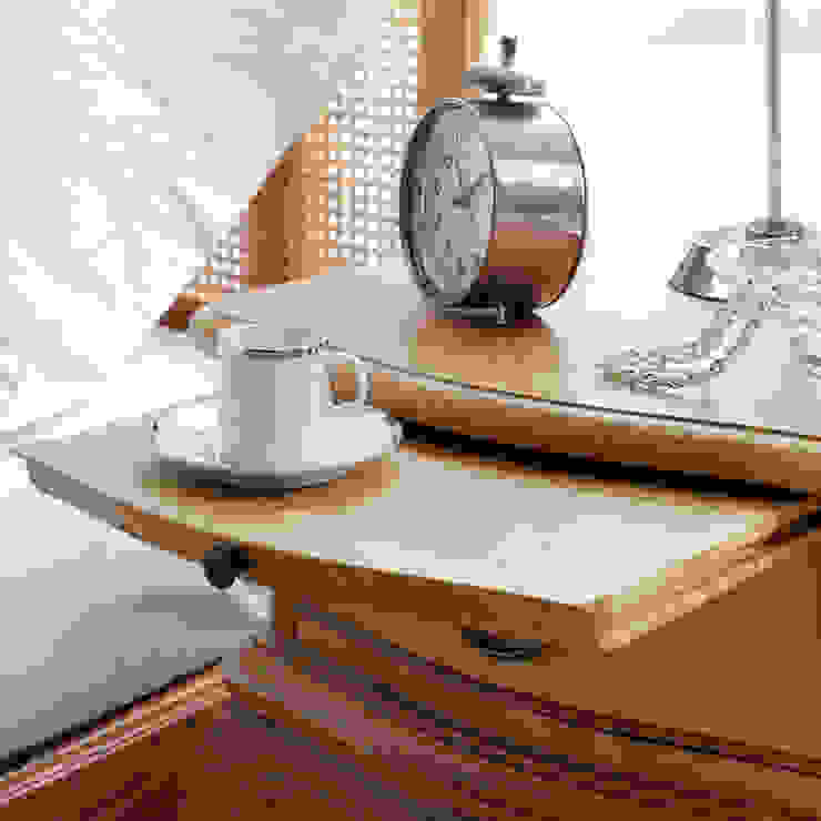 Furniture CROWN FRENCH FURNITURE QuartoMesa de cabeceira