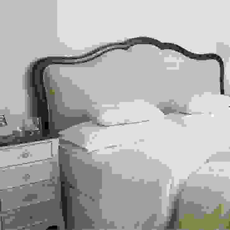 Furniture CROWN FRENCH FURNITURE Quartos clássicos