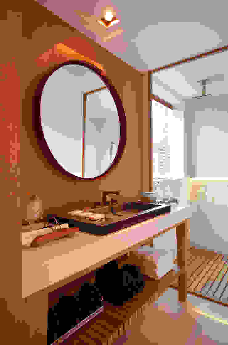 SUÍTE DO EXECUTIVO CASA COR 2013 BC Arquitetos Banheiros modernos