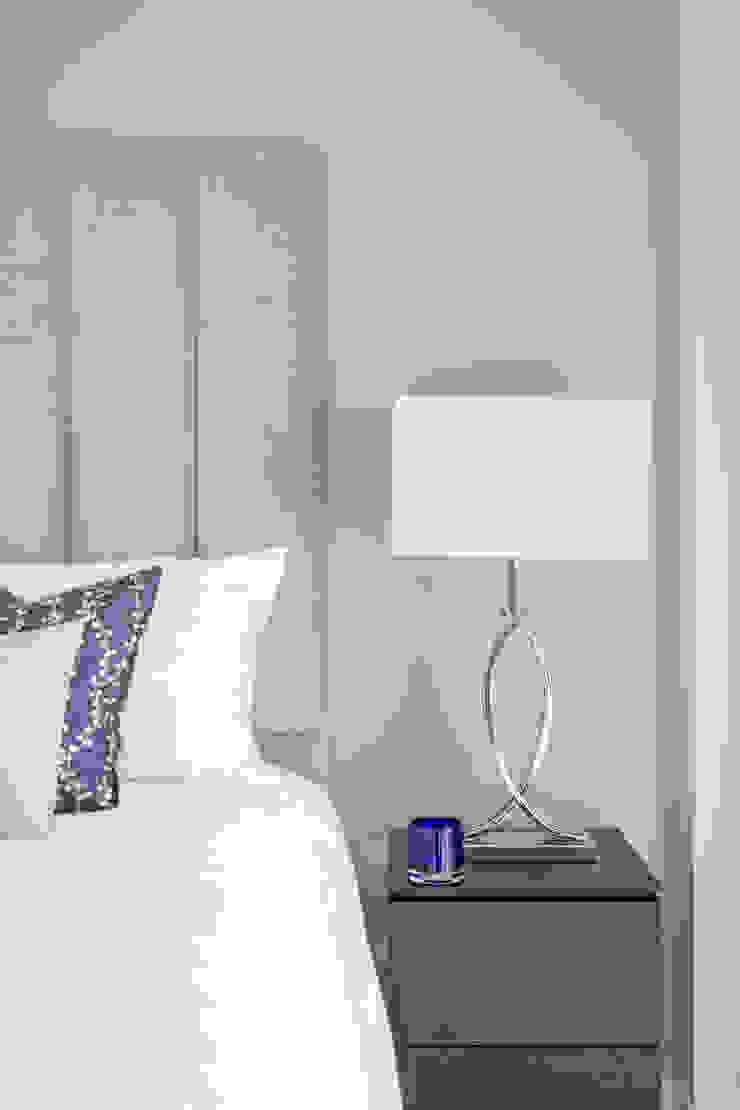 Bedroom 2 In:Style Direct Camera da letto moderna