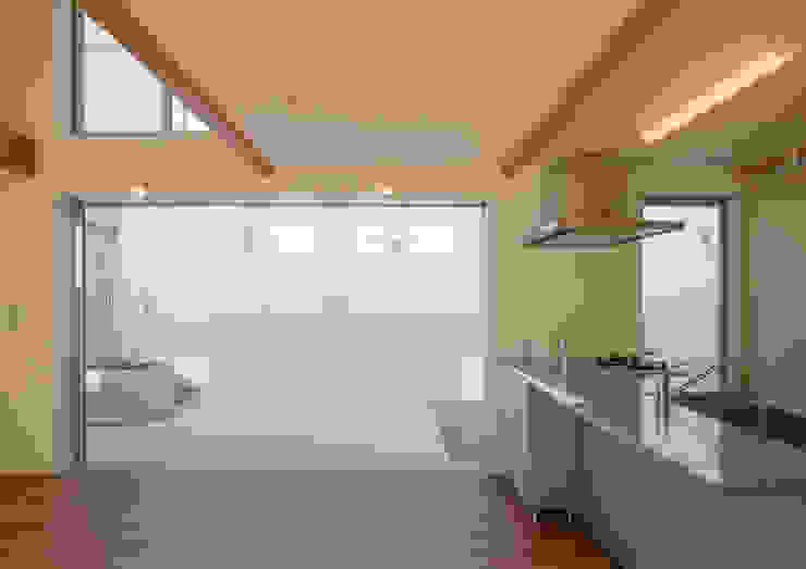 アトリエ24一級建築士事務所 Modern living room