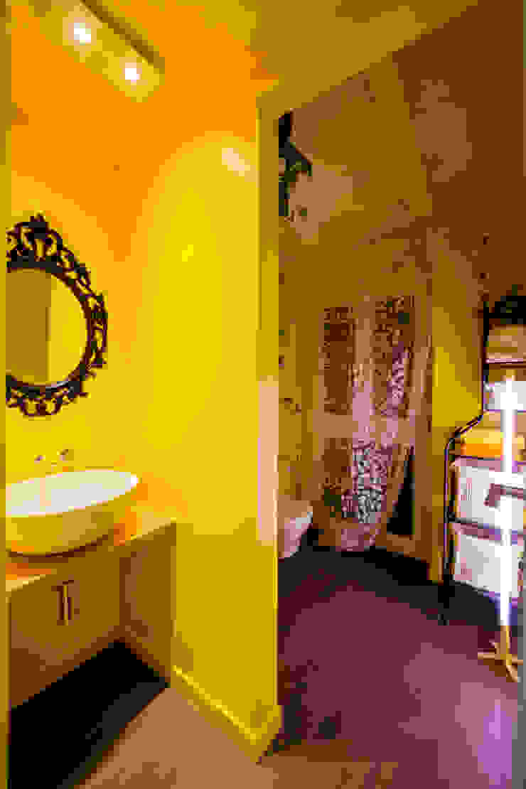 23bassi studio di architettura Minimalist style bathroom