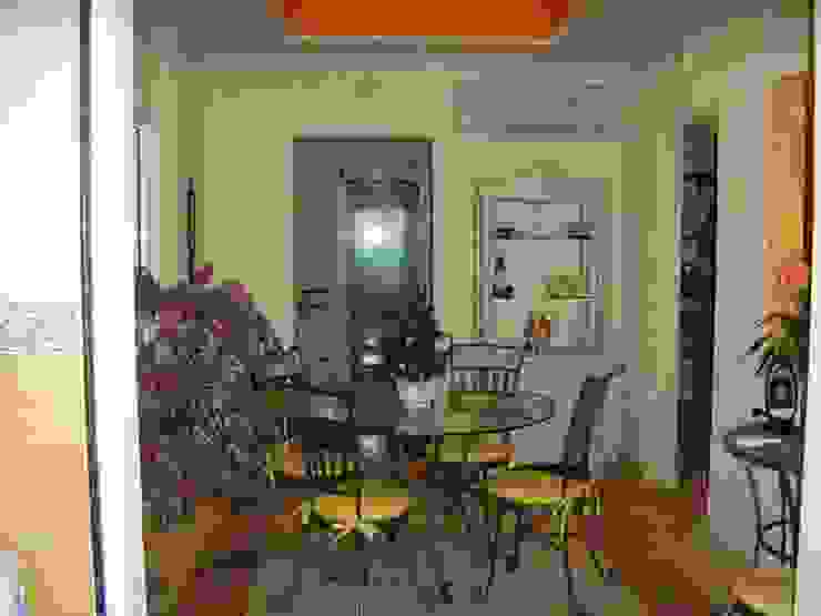 ARQUELIGE Sala da pranzo in stile tropicale