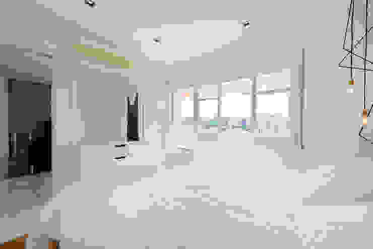 LF24 Arquitectura Interiorismo ห้องนอน