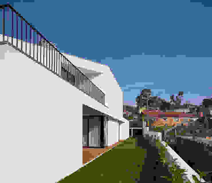 a PEDROHENRIQUE|ARQUITETO Casas modernas