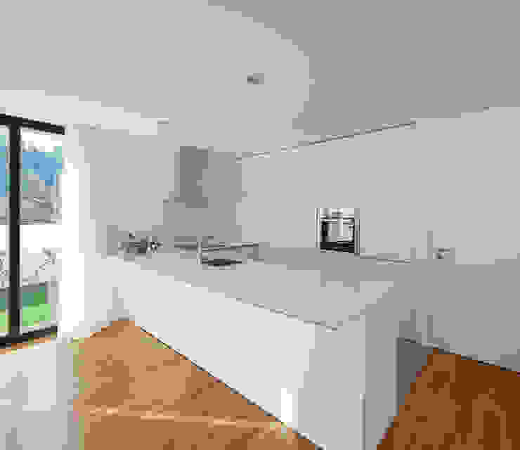 a PEDROHENRIQUE|ARQUITETO Cozinhas modernas