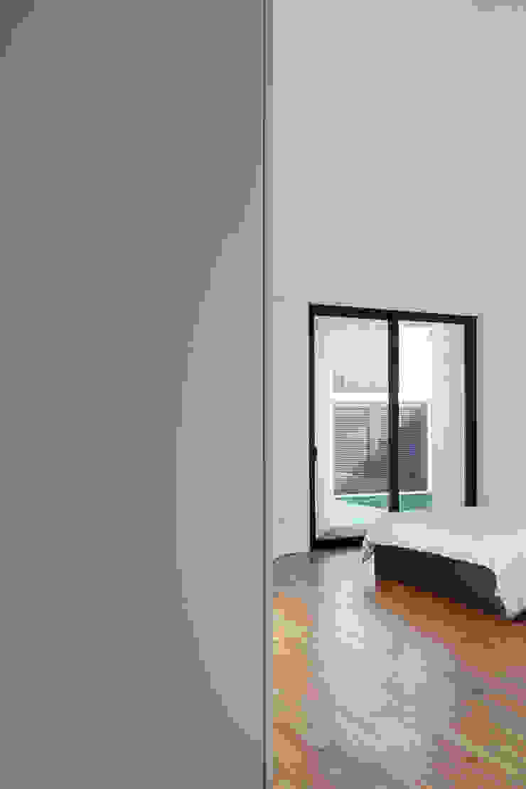 a PEDROHENRIQUE|ARQUITETO Quartos modernos