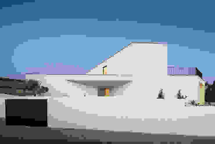 a PEDROHENRIQUE|ARQUITETO Casas modernas