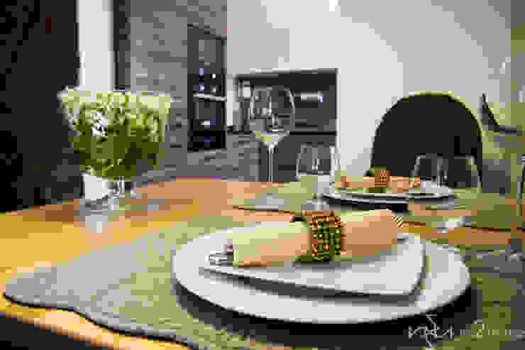 Klimatyczne mieszkanie w Bielsku-Białej, in2home in2home Eclectic style dining room