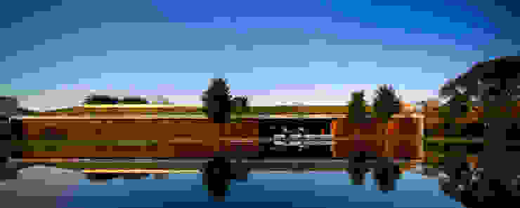 Studio MK27 Modern houses