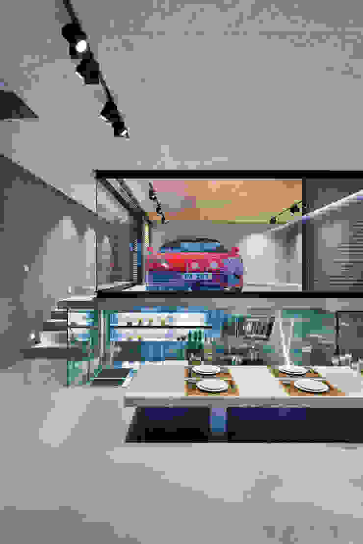 Magazine editorial - House in Sai Kung by Millimeter, Millimeter Interior Design Limited Millimeter Interior Design Limited Modern dining room