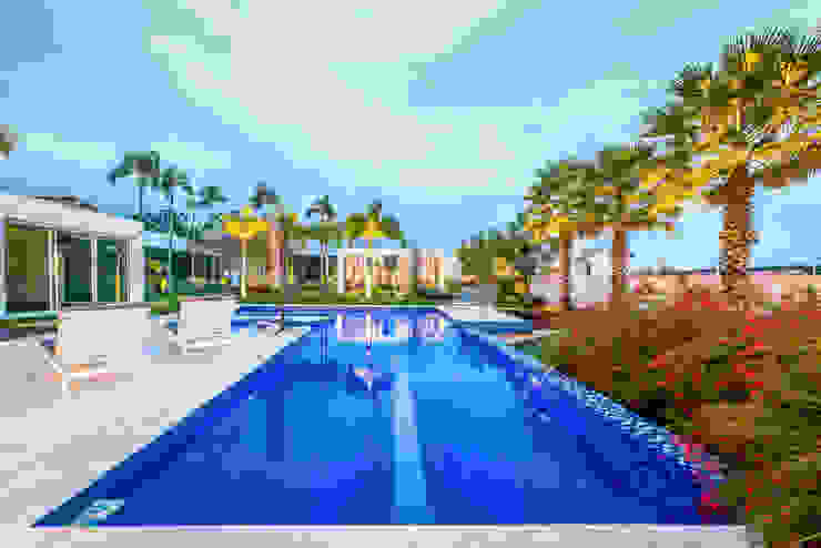 ricardo pessuto paisagismo Modern style gardens