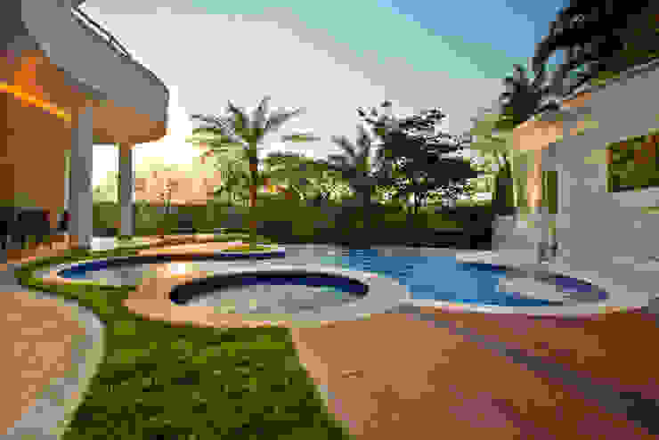 Arquiteto Aquiles Nícolas Kílaris Modern pool