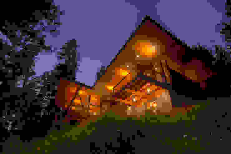 Coeur D'Alene Residence Uptic Studios Modern houses