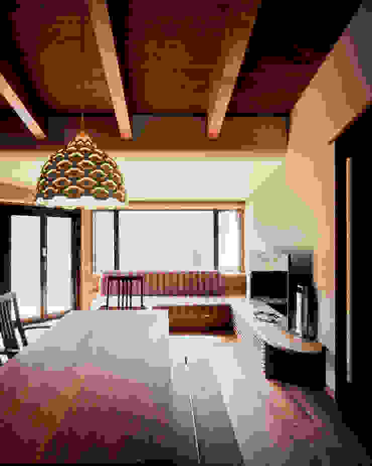 伊藤瞬建築設計事務所 Eclectic style dining room