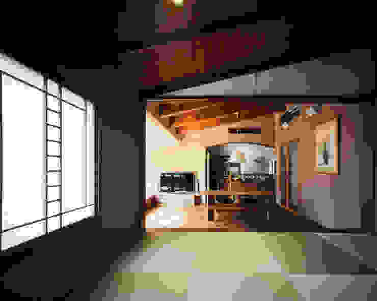 伊藤瞬建築設計事務所 Eclectic style dining room