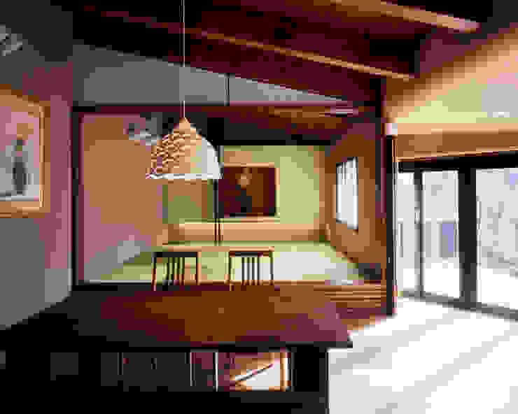 伊藤瞬建築設計事務所 Eclectic style dining room