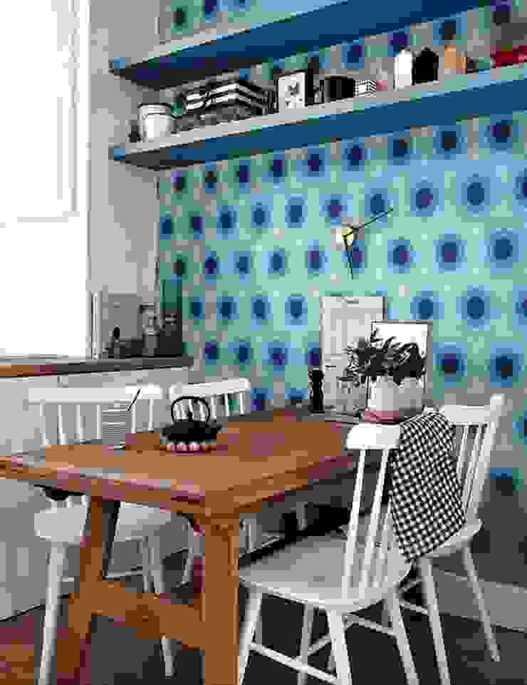 EMPAPELADOS, MANTELES, ALMOHADONES, ILUMINACION, MUEBLES & VAJILLA, Casa Feten Casa Feten Modern dining room Tables