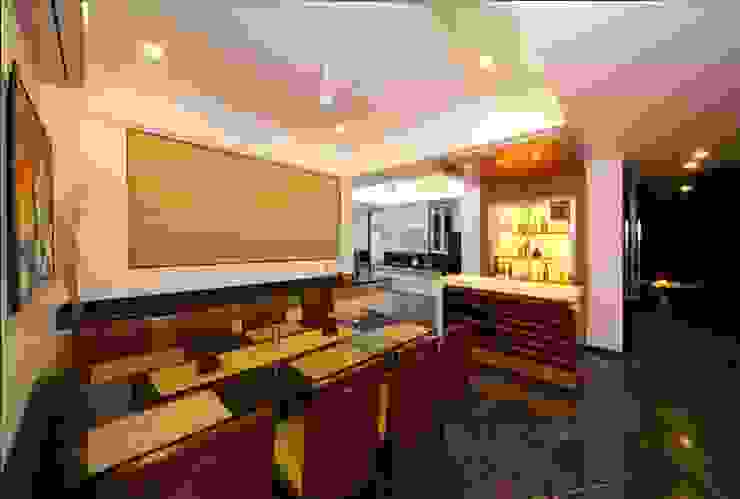 SKI Villa @ Aamby Valley, Lonavala, Pune, GreenLounge GreenLounge Modern dining room