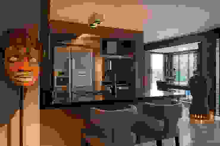 Pureza Magalhães, Arquitectura e Design de Interiores CocinaMesas, sillas y bancos