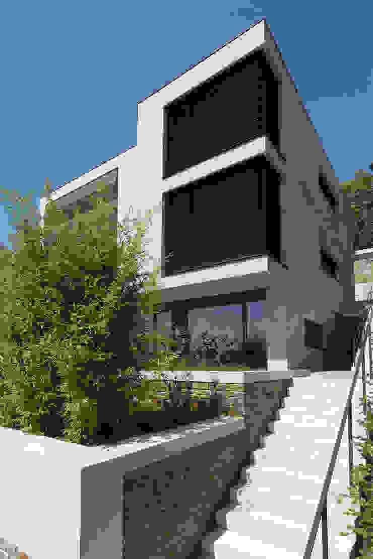Single Family House, Blocher Blocher India Pvt. Ltd. Blocher Blocher India Pvt. Ltd. Moderne Häuser