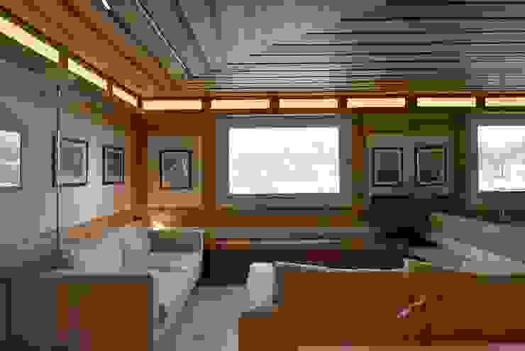 Modern living room by VITTORIO GARATTI ARCHITETTO Modern Wood Wood effect
