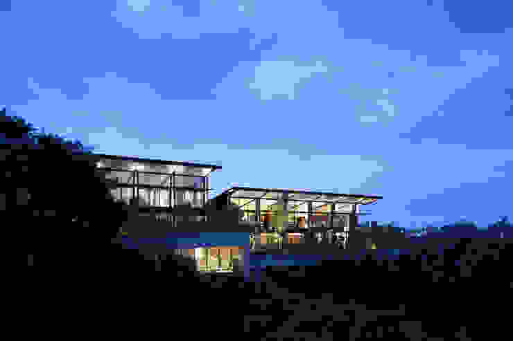 grupoarquitectura Minimalist houses