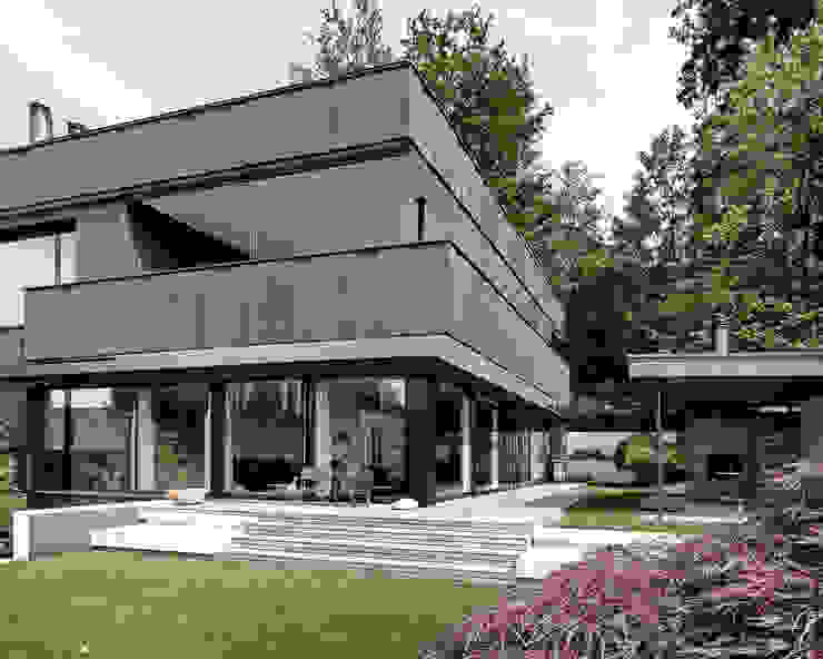 Дома в стиле модерн от meier architekten zürich Модерн Медь / Бронза / Латунь