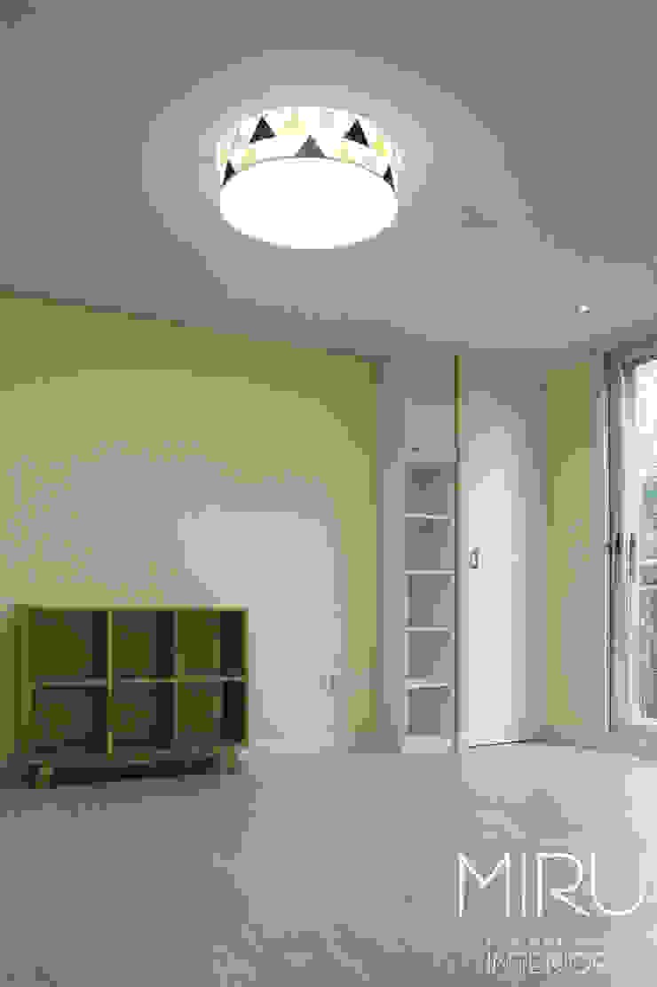 미루디자인 Stanza dei bambini moderna