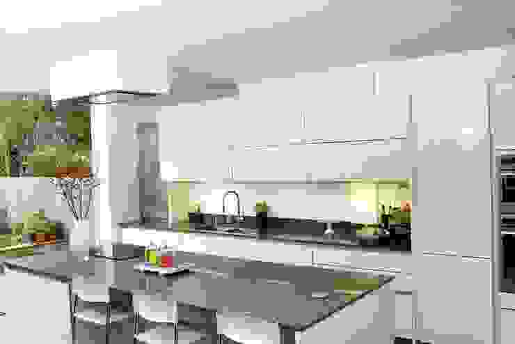 Ground Floor Extension, Hilton Ave London Building Renovation Kitchen