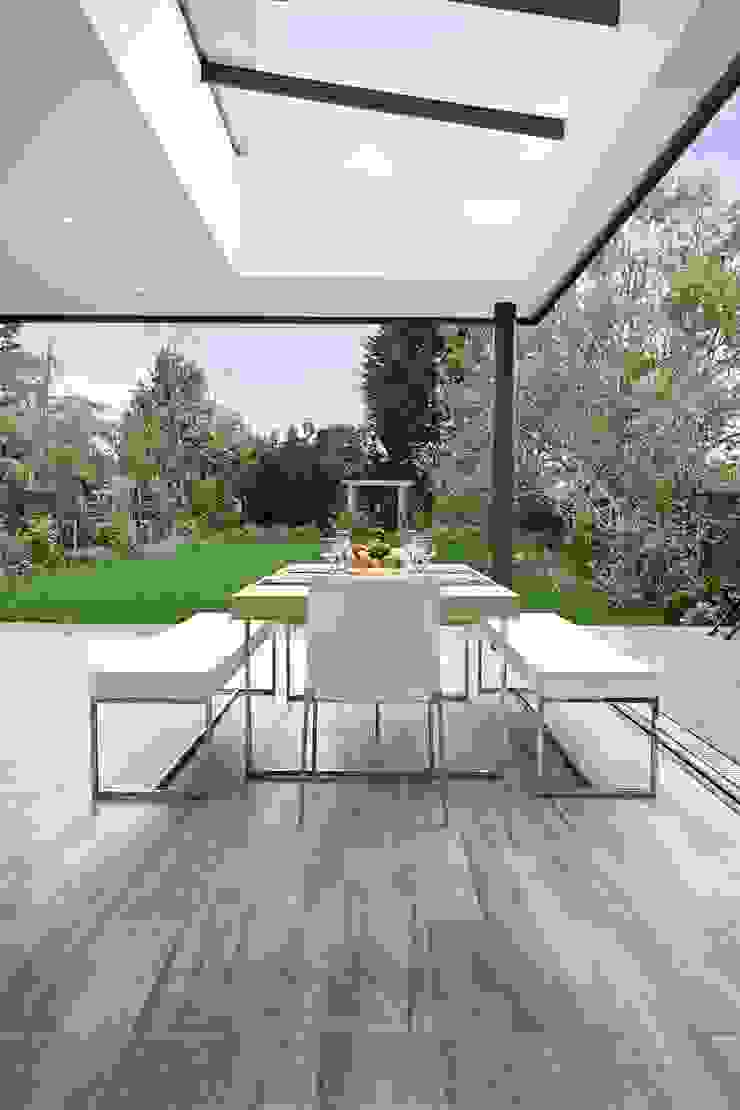 Woodville Gardens Modern balcony, veranda & terrace by Concept Eight Architects Modern